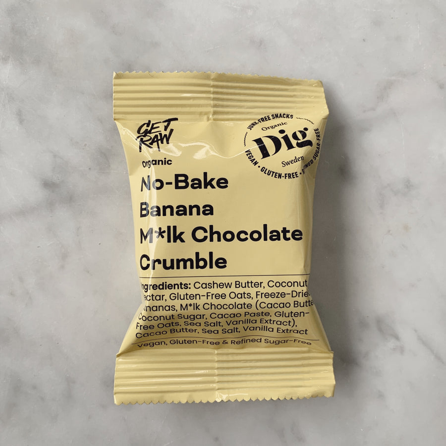 GET RAW No-Bake Banana and M*lk Chocolate Crumble
